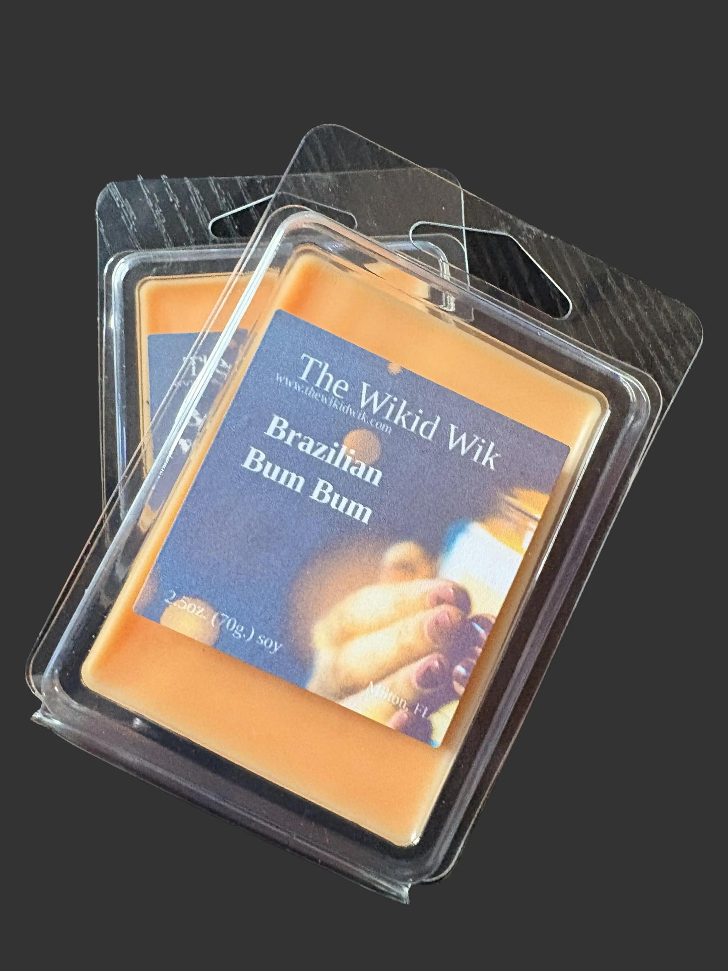 Brazilian Bum Bum - Wax Melts...Warm, sweet, and irresistible — like sun-kissed skin and tropical luxury.