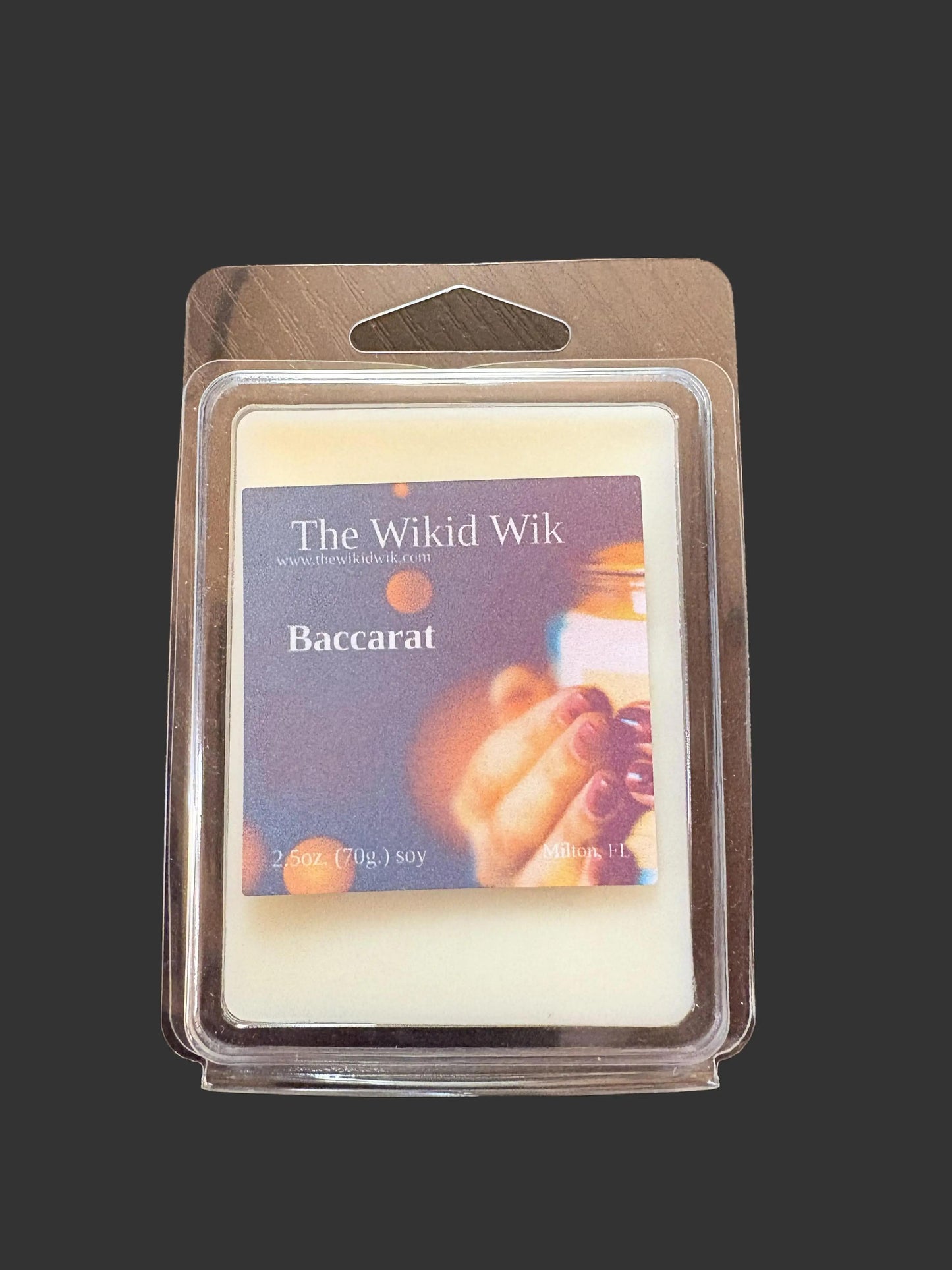 Baccarat - Wax Melts...Rich, elegant, and undeniably luxurious — like stepping into a high-end space with warmth and depth.