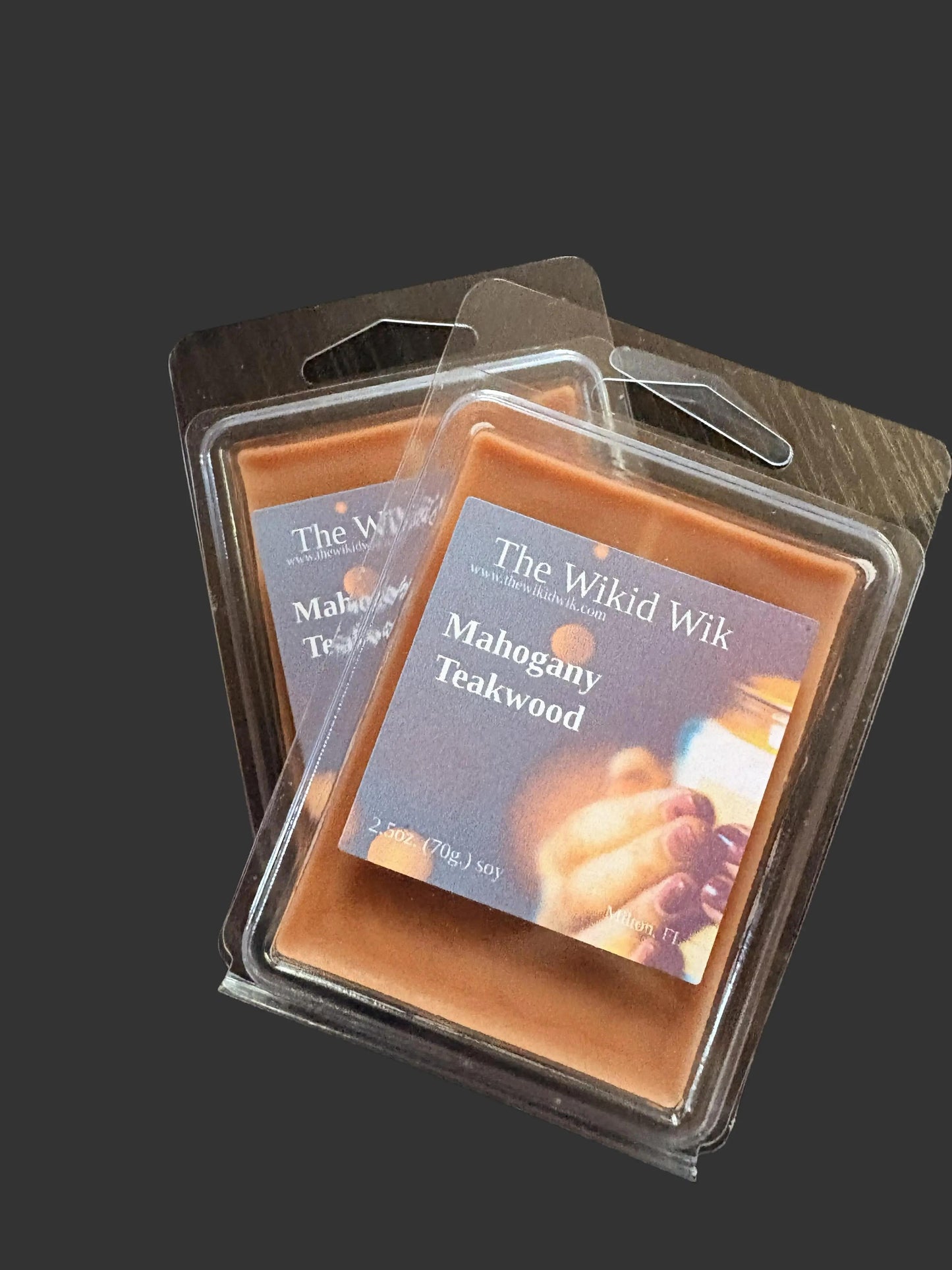Mahogany Teakwood - Wax Melts...Rich, clean, and timeless — like walking into a warm, upscale space filled with polished wood.
