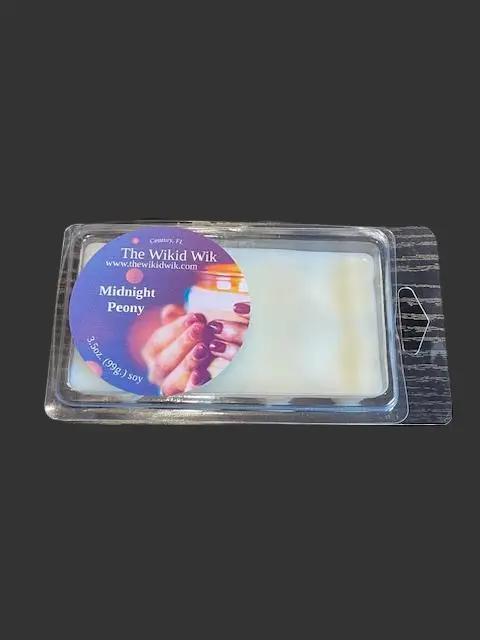 Midnight Peony - Wax Melts (NEW)...Romantic, soft, and beautifully moody — like peony petals blooming under a midnight sky.
