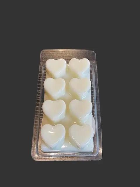 Midnight Peony - Wax Melts (NEW)...Romantic, soft, and beautifully moody — like peony petals blooming under a midnight sky.