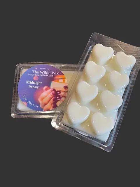 Midnight Peony - Wax Melts (NEW)...Romantic, soft, and beautifully moody — like peony petals blooming under a midnight sky.