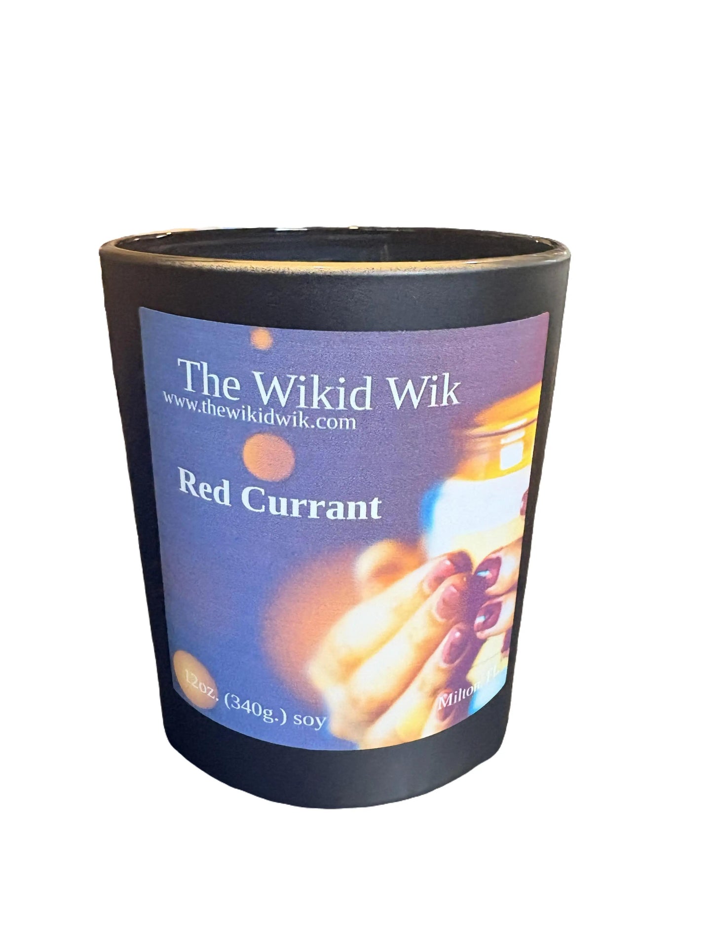 Red Currant - Scented Soy Candle (NEW)...Rich, bright, and effortlessly elegant — like ripe red berries wrapped in soft warmth.