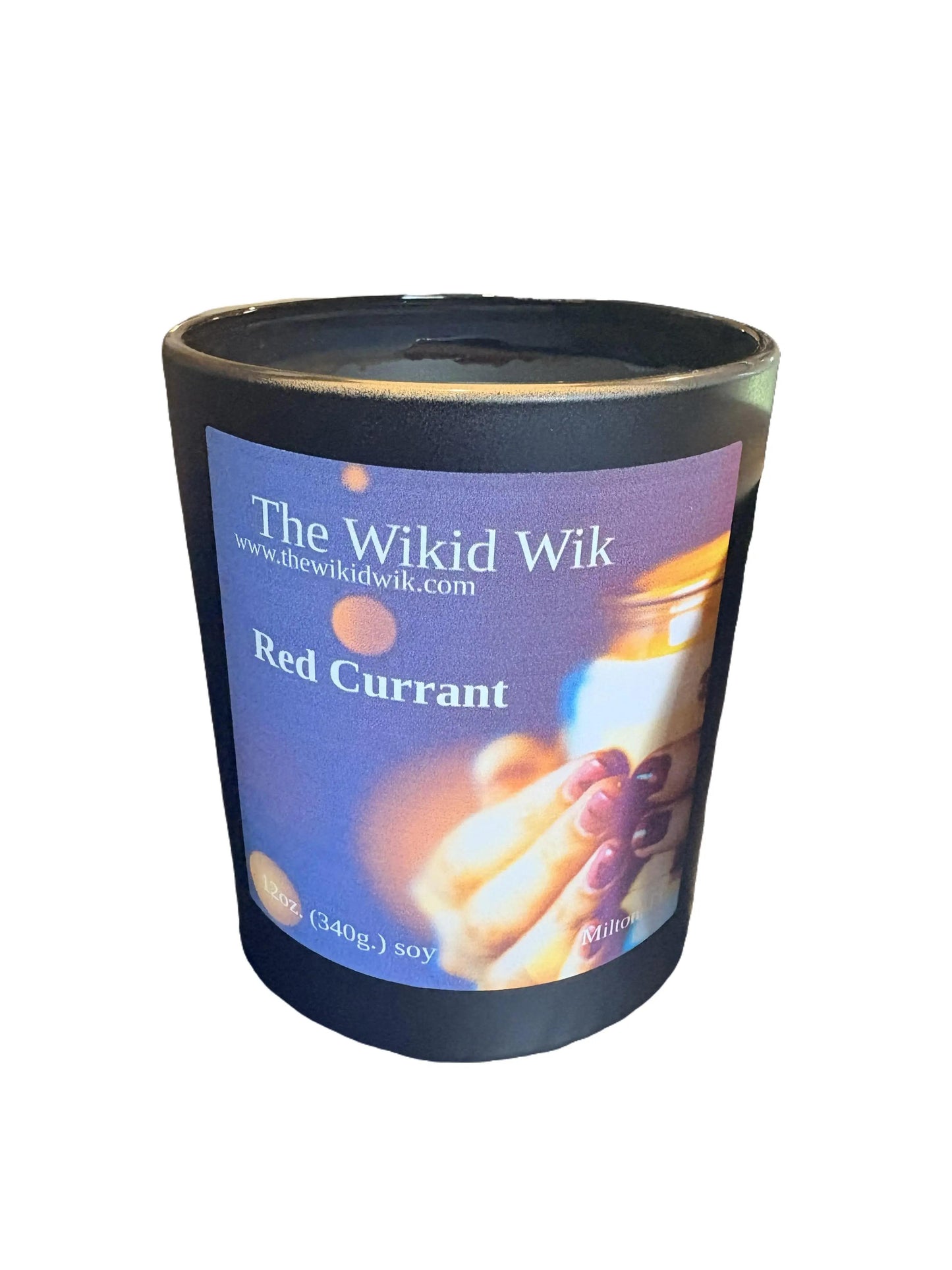 Red Currant - Scented Soy Candle (NEW)...Rich, bright, and effortlessly elegant — like ripe red berries wrapped in soft warmth.