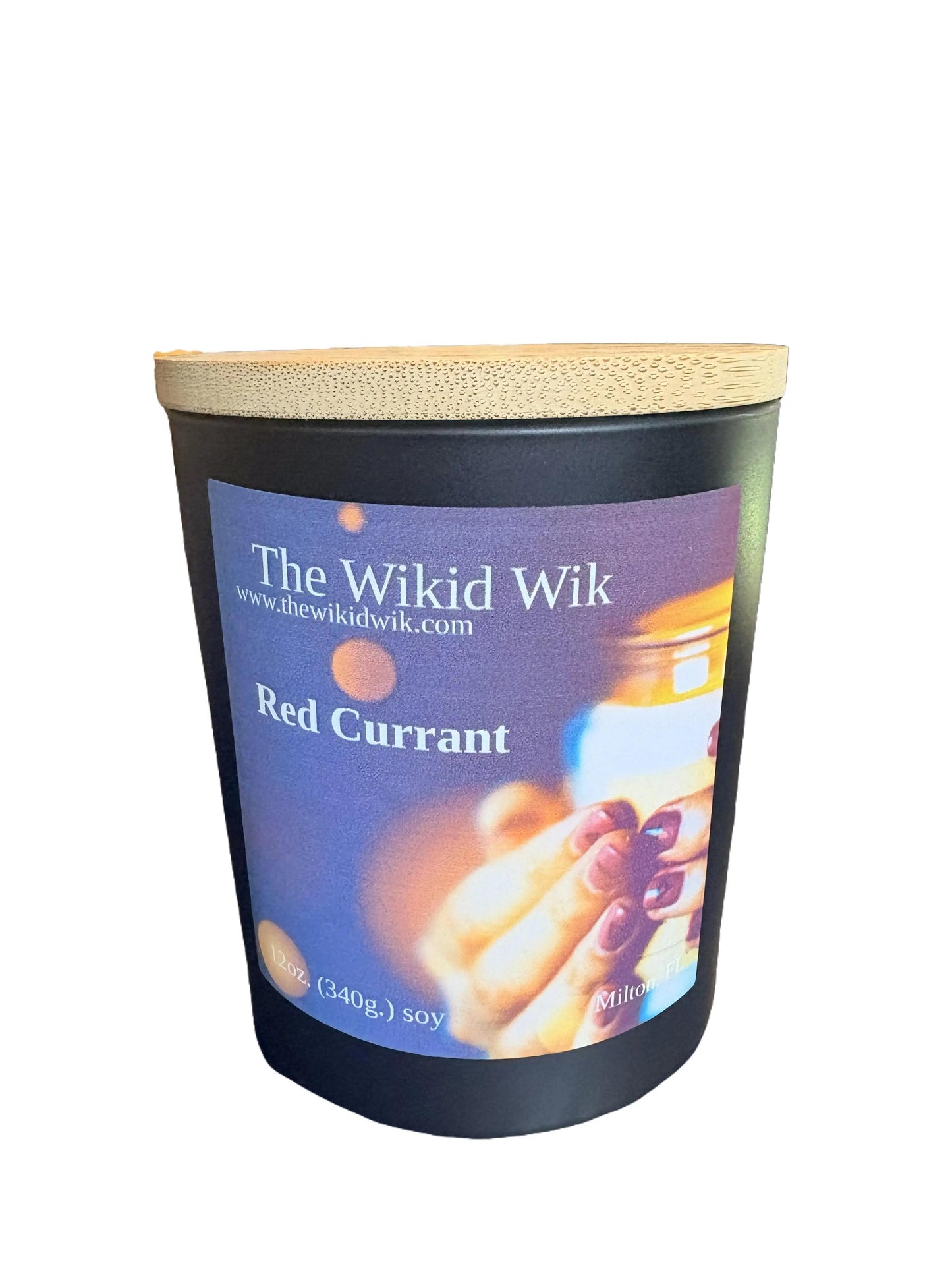 Red Currant - Scented Soy Candle (NEW)...Rich, bright, and effortlessly elegant — like ripe red berries wrapped in soft warmth.